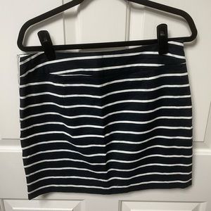Banana Republic Mini-Skirt -Size 8